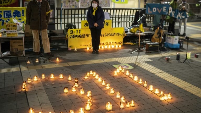 Japão relembra, sem alarde, 11 anos do tsunami e de Fukushima Japão relembra, sem alarde, 11 anos do tsunami e de Fukushima