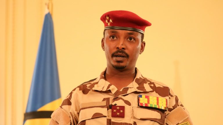 Chade: um ano após a morte de Déby, promessas da junta militar são questionadas