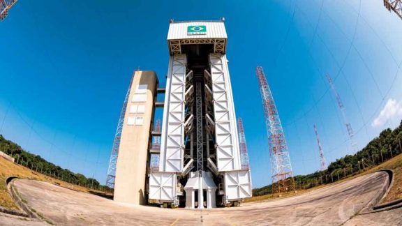 Feira SpaceBr Show mostra possibilidades para o Brasil investir no espaço Feira SpaceBr Show mostra possibilidades para o Brasil investir no espaço