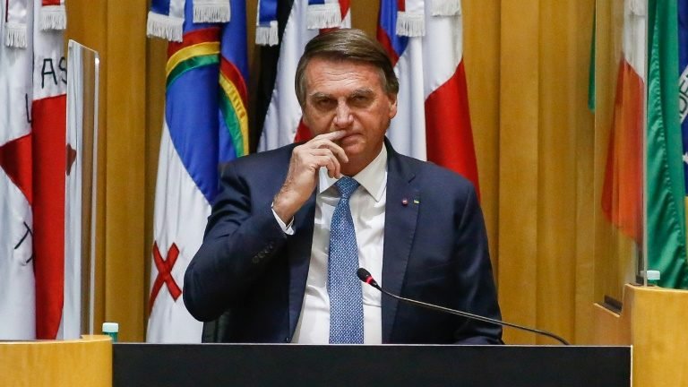 Assesor de Biden oferece a Bolsonaro encontro à parte durante Cúpula das Américas Assesor de Biden oferece a Bolsonaro encontro à parte durante Cúpula das Américas