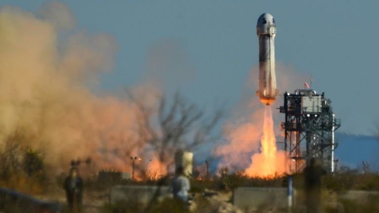Blue Origin agenda voo espacial com brasileiro para 20 de maio Blue Origin agenda voo espacial com brasileiro para 20 de maio
