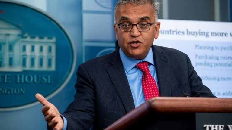 Pílula anticovid da Pfizer cada vez mais receitada nos EUA em meio a alta dos casos Pílula anticovid da Pfizer cada vez mais receitada nos EUA em meio a alta dos casos