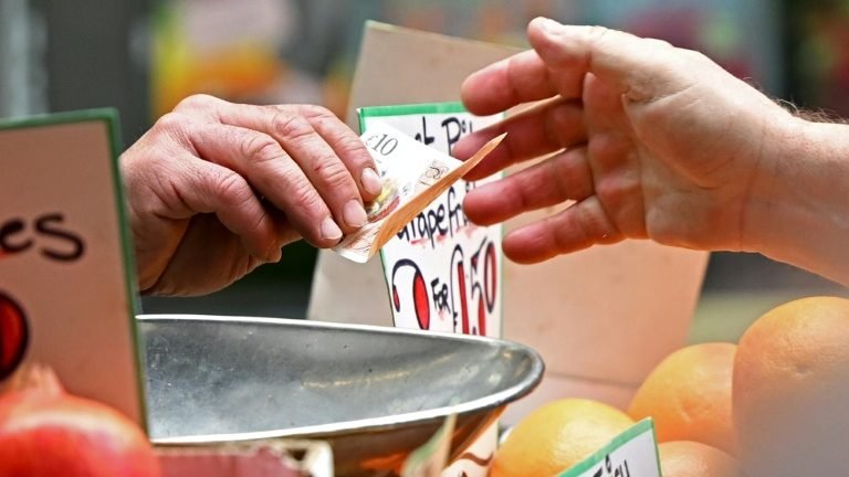 Reino Unido tem maior inflação em 40 anos Reino Unido tem maior inflação em 40 anos