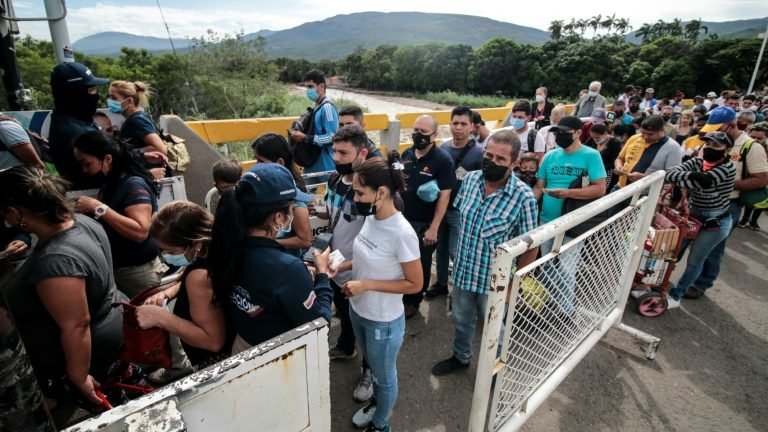 Fronteiras em chamas, o desafio do próximo governo da Colômbia Fronteiras em chamas, o desafio do próximo governo da Colômbia
