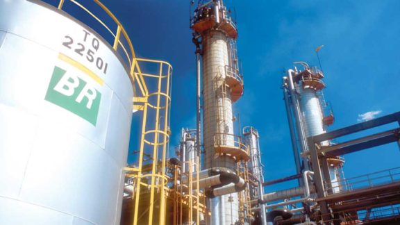 Petrobras: lucro histórico e gás na Colômbia