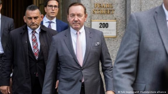 Kevin Spacey é inocentado de acusação de abuso sexual