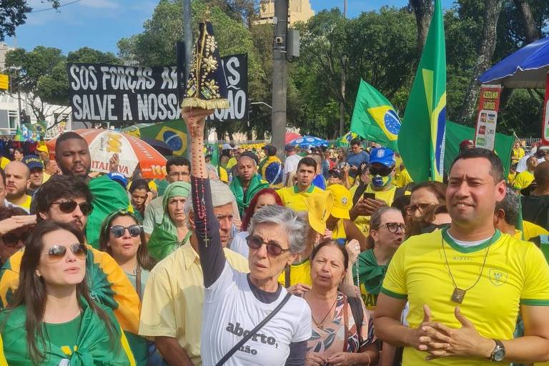 Cassia Kis é banida da vinheta da Globo após apoiar atos pró-Bolsonaro