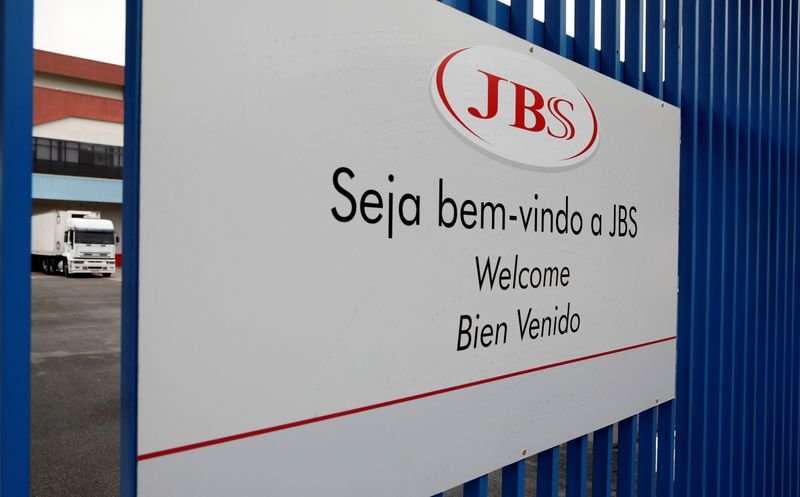 JBS inicia monitoramento de fornecedor indireto de gado com blockchain JBS inicia monitoramento de fornecedor indireto de gado com blockchain