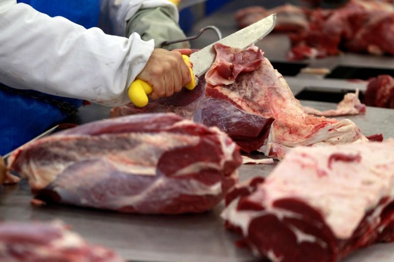 Retomada de compras de carne pela China é lenta em meio a ruído político, diz Minerva Retomada de compras de carne pela China é lenta em meio a ruído político, diz Minerva