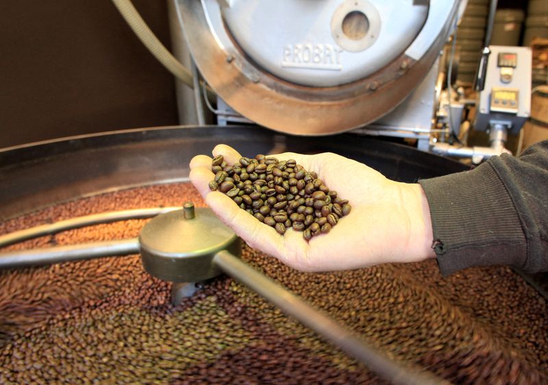 Demanda global por café salta no 1º tri apesar de guerra, diz Rabobank