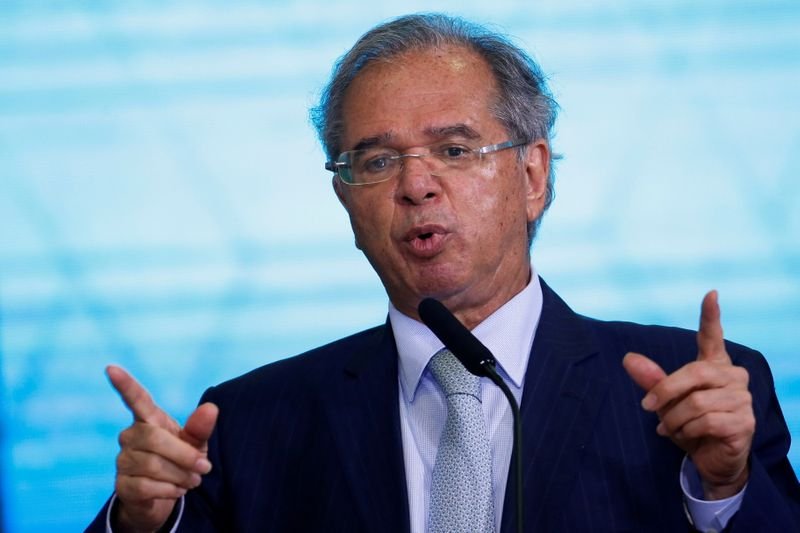 Guedes diz que dado do PIB está no “retrovisor” e destaca investimento e crédito Guedes diz que dado do PIB está no “retrovisor” e destaca investimento e crédito
