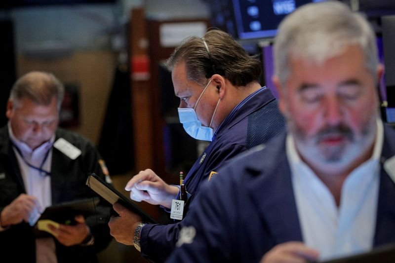 Wall Street fecha em alta com redução de preocupações com vírus Wall Street fecha em alta com redução de preocupações com vírus