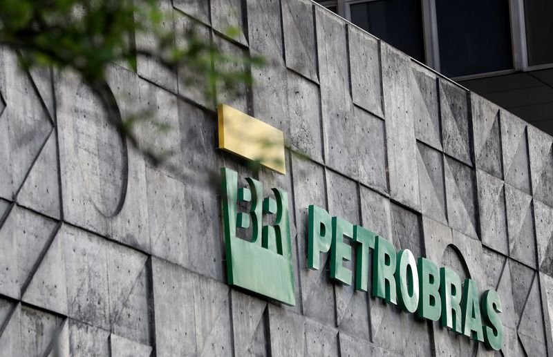 JPMorgan eleva Petrobras para ‘overweight’, com preço-alvo de R$35,5 JPMorgan eleva Petrobras para ‘overweight’, com preço-alvo de R$35,5