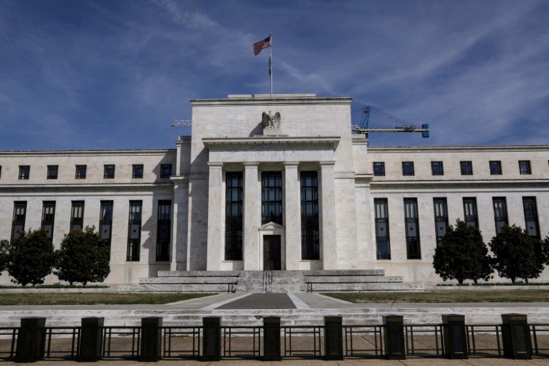 Fed avança com cautela para debate sobre redução de estímulos meses antes de agir Fed avança com cautela para debate sobre redução de estímulos meses antes de agir