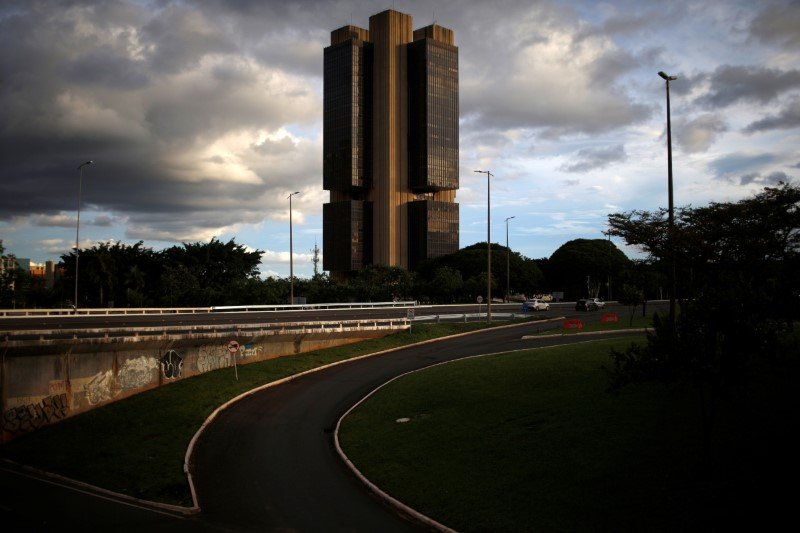 BC considerou acelerar alta de juros em reunião na semana passada BC considerou acelerar alta de juros em reunião na semana passada