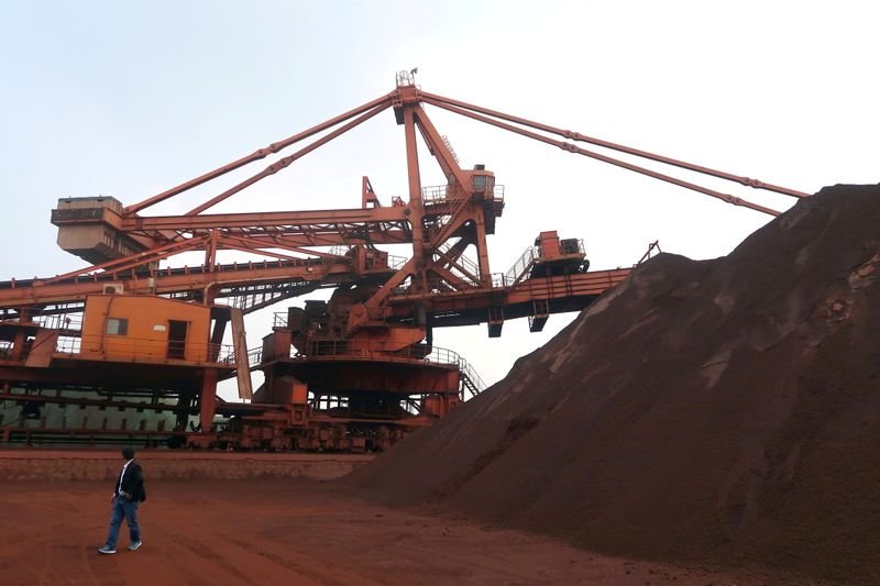 Futuros do minério voltam cair na China diante de investigação sobre preços Futuros do minério voltam cair na China diante de investigação sobre preços