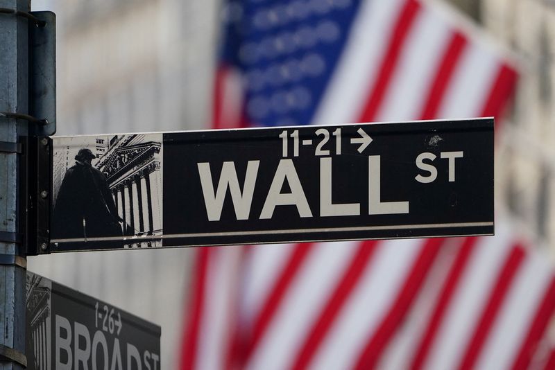 Wall Street cai sob pressão de tecnologia; Goldman Sachs deflagra mais perdas entre bancos