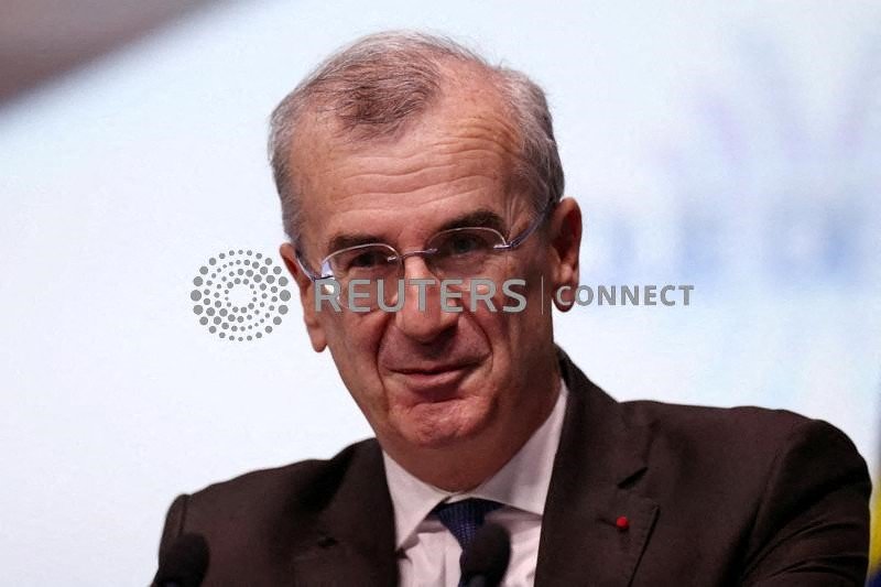 BCE pode adaptar política monetária mais rapidamente se inflação alta persistir, diz chefe do BC francês BCE pode adaptar política monetária mais rapidamente se inflação alta persistir, diz chefe do BC francês