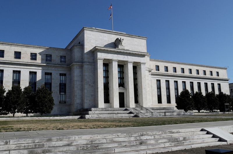 Fed pode recorrer a venda direta de ativos para reduzir balanço, diz Credit Suisse