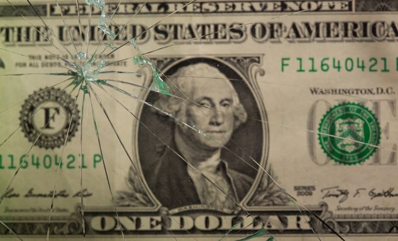 Dólar à vista fecha em alta de 0,90%, a R$5,507 Dólar à vista fecha em alta de 0,90%, a R$5,507