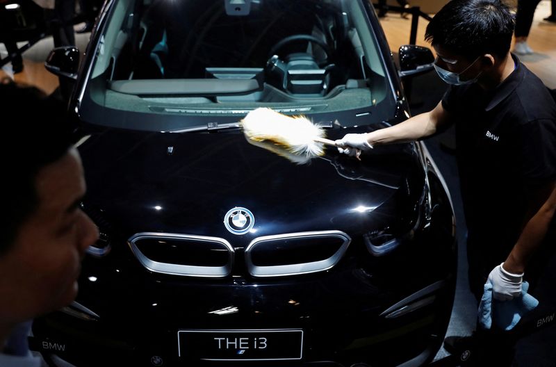 BMW estreia fábrica de US$2,2 bi na China para elevar produção de elétricos