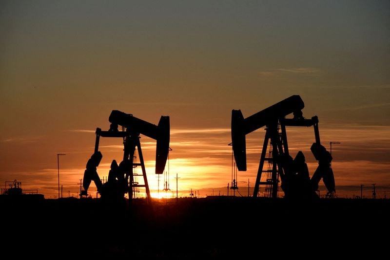 Preços do petróleo sobem apesar de aumento dos estoques e alto índice de inflação nos EUA Preços do petróleo sobem apesar de aumento dos estoques e alto índice de inflação nos EUA