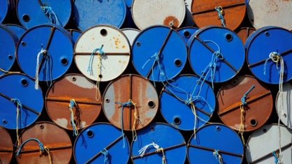 Los precios del petróleo caen con menos posibilidades de un embargo de la UE sobre el petróleo ruso