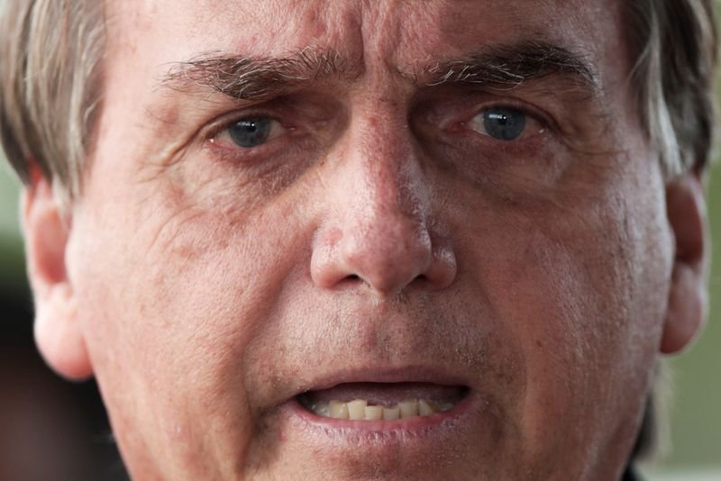 Bolsonaro volta a atacar Barroso e diz ser mentira chamar voto impresso de retrocesso Bolsonaro volta a atacar Barroso e diz ser mentira chamar voto impresso de retrocesso