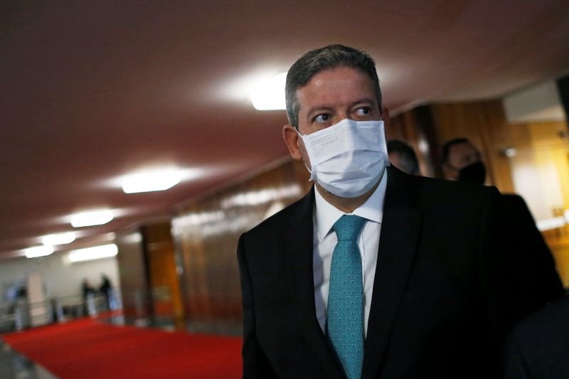 Lira diz que decisão sobre IOF foi tomada sem discussão com o Congresso Lira diz que decisão sobre IOF foi tomada sem discussão com o Congresso