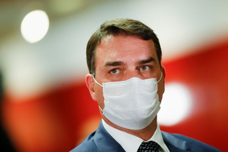 STF marca julgamento de recurso contra foro especial de Flávio Bolsonaro STF marca julgamento de recurso contra foro especial de Flávio Bolsonaro