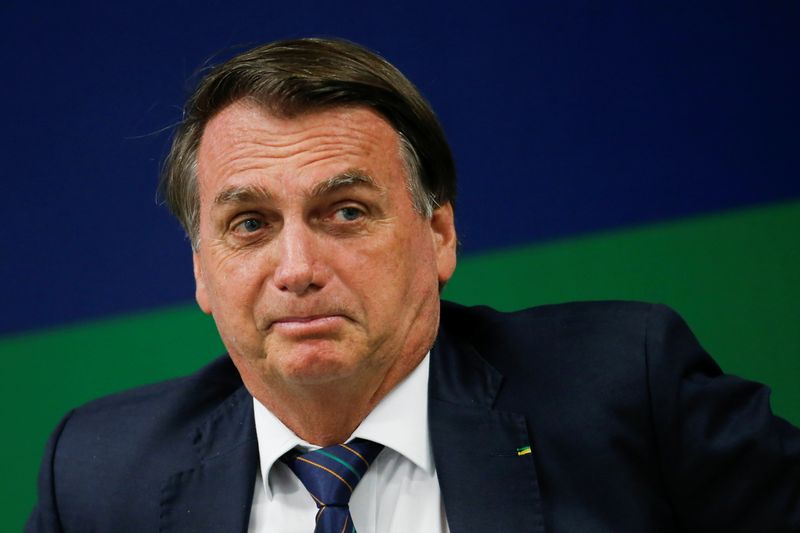A empresários, Bolsonaro associa volta de impostos e insegurança a vitória de rivais em 2022