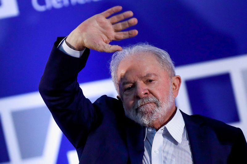 TSE determina retirada de conteúdo de Lula das redes sociais por propaganda eleitoral antecipada TSE determina retirada de conteúdo de Lula das redes sociais por propaganda eleitoral antecipada