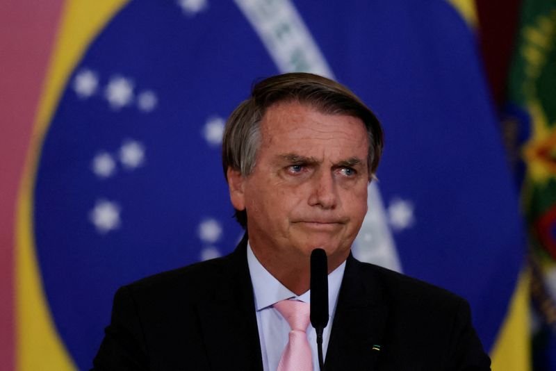 STF prorrogação dias inquérito em que Bolsonaro associa contra 60 Covid à Aids