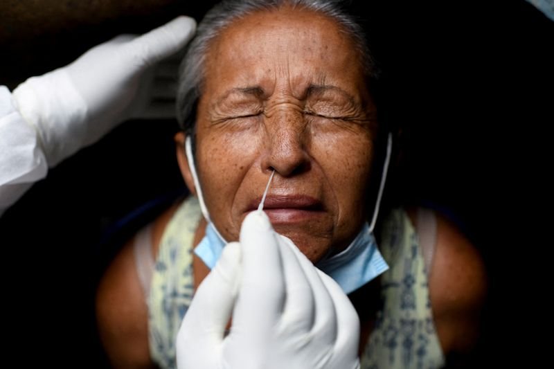 Brasil registra 10.187 novos casos de Covid e mais 60 mortes, diz ministério Brasil registra 10.187 novos casos de Covid e mais 60 mortes, diz ministério