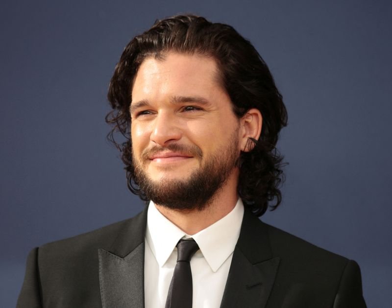 Emilia Clarke confirma participação de Kit Harington em spin-off de “Game of Thrones” sobre Jon Snow Emilia Clarke confirma participação de Kit Harington em spin-off de “Game of Thrones” sobre Jon Snow