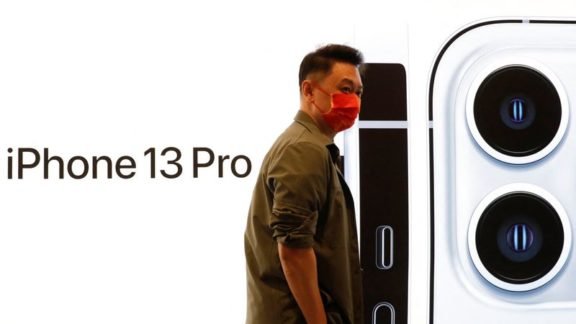 Apple aponta para lucros fortes apesar das restrições de oferta e Ômicron Apple aponta para lucros fortes apesar das restrições de oferta e Ômicron