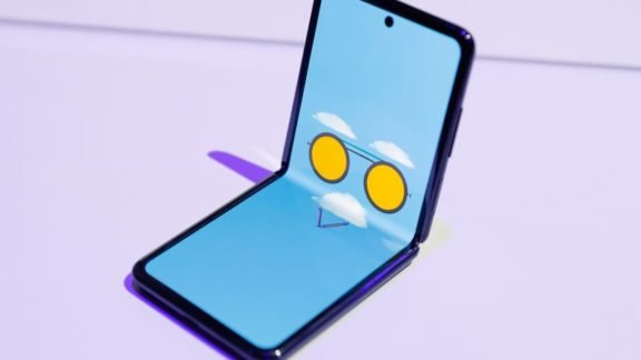 Samsung lança novos smartphones dobráveis Samsung lança novos smartphones dobráveis