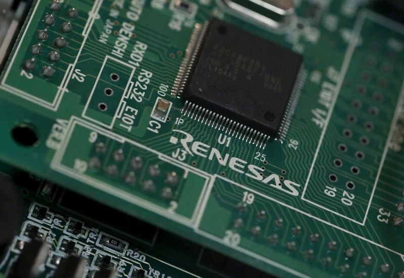 Intel divide investimento em chips em seis países da UE para aumentar oferta