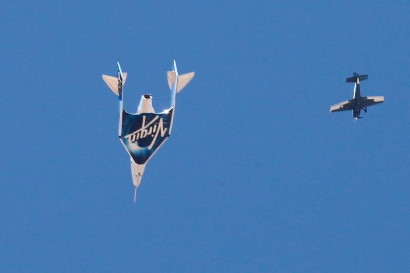 Bilionário Richard Branson voa para espaço em nave Virgin Galactic e retorna em segurança Bilionário Richard Branson voa para espaço em nave Virgin Galactic e retorna em segurança