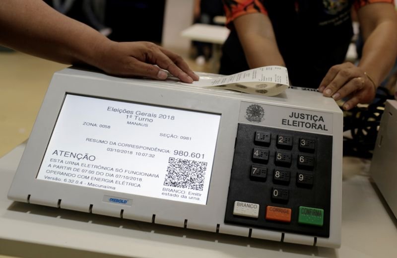 TSE prevê que desinformação virá forte em 2022 e amplia parceria com Google TSE prevê que desinformação virá forte em 2022 e amplia parceria com Google