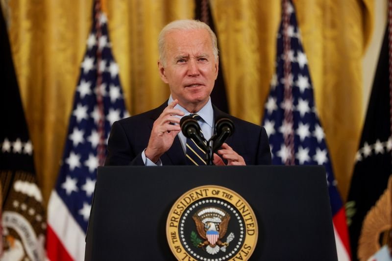 Biden alertará Putin para piores sanções até hoje se Rússia invadir Ucrânia Biden alertará Putin para piores sanções até hoje se Rússia invadir Ucrânia