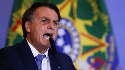 A entrevista, Bolsonaro renova ataques a ministros do STF e informações falsas sobre ataques