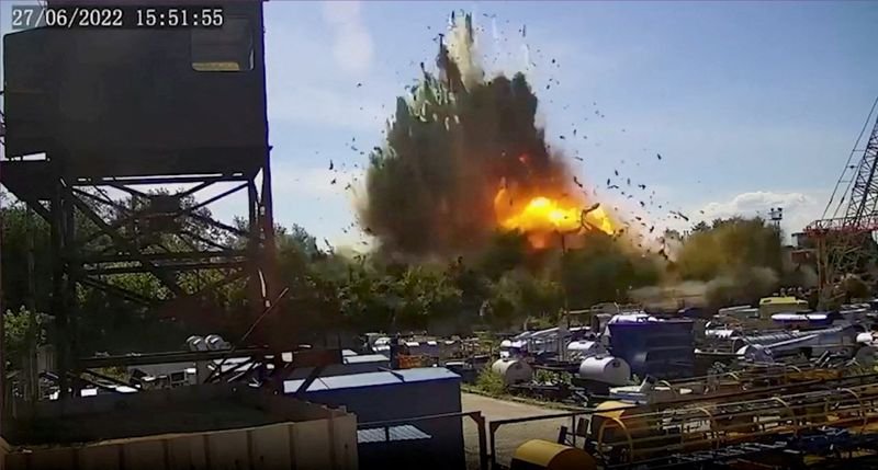 Otan defende auxílio militar à “heróica” Ucrânia; Rússia intensifica ataques Otan defende auxílio militar à “heróica” Ucrânia; Rússia intensifica ataques