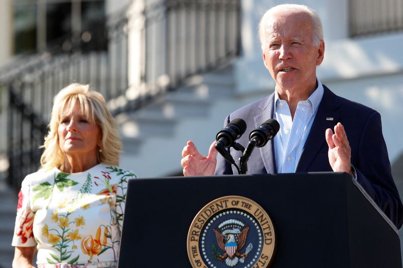 Em mensagem de 4 de Julho, Biden diz que liberdades estão sob ataque e pede “patriotismo de princípios”