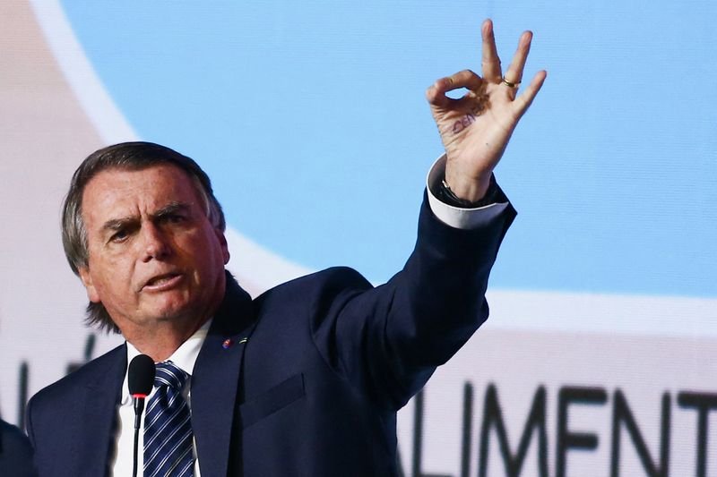 Bolsonaro pede que PGR investigue Moraes após negativa do STF; ação também deve ser rejeitada Bolsonaro pede que PGR investigue Moraes após negativa do STF; ação também deve ser rejeitada