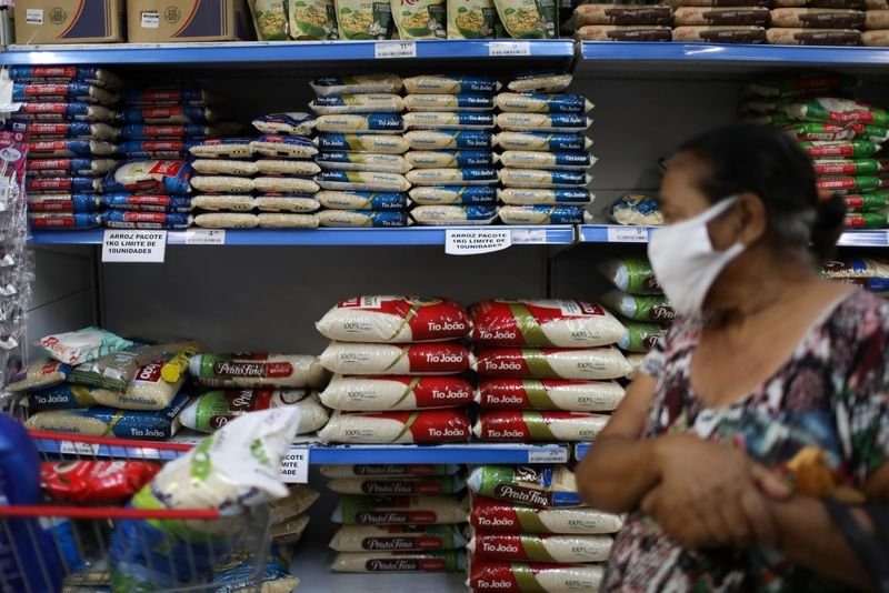 Governo deve manter projeções de crescimento de 1,5% do PIB em 2022 e 2,5% em 2023–fontes Governo deve manter projeções de crescimento de 1,5% do PIB em 2022 e 2,5% em 2023–fontes