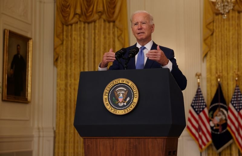 Biden diz que governadores republicanos prejudicam enfrentamento à Covid Biden diz que governadores republicanos prejudicam enfrentamento à Covid