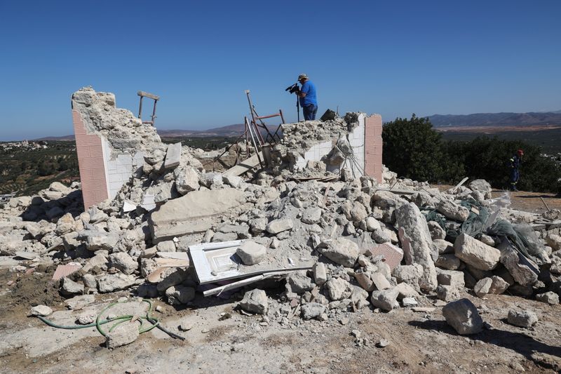 Terremoto em Creta danifica prédios antigos e mata uma pessoa