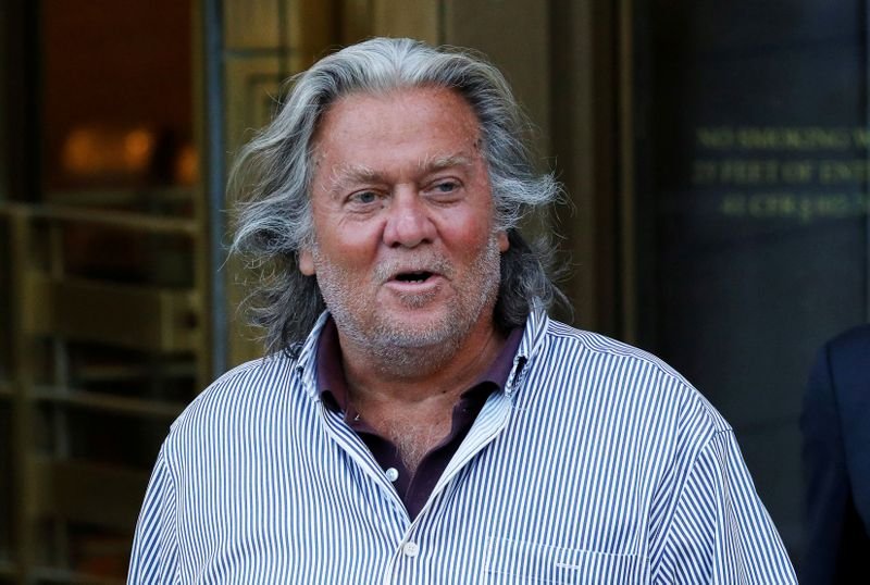 Câmara dos EUA rejeita argumento de Bannon em investigação sobre ataque ao Capitólio Câmara dos EUA rejeita argumento de Bannon em investigação sobre ataque ao Capitólio