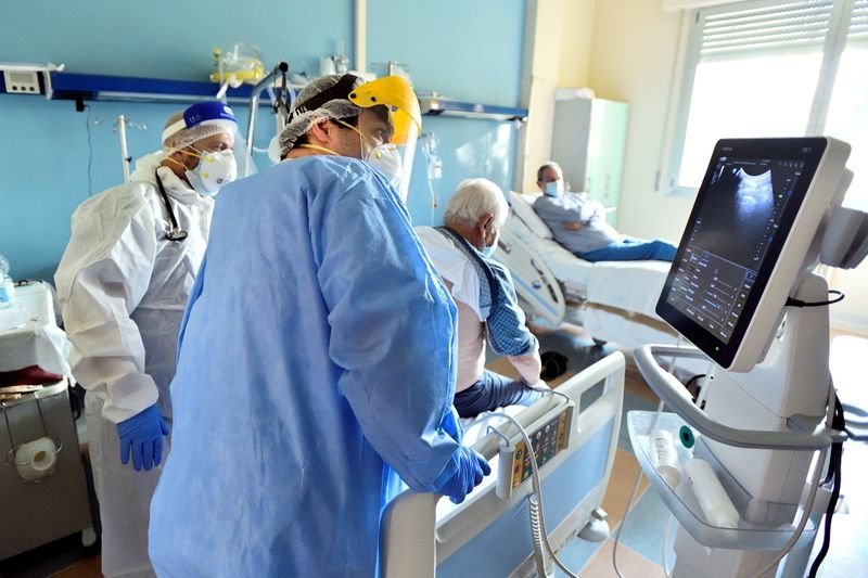 Só muito idosos e doentes morrem de Covid se estiverem vacinados, diz estudo da Itália Só muito idosos e doentes morrem de Covid se estiverem vacinados, diz estudo da Itália